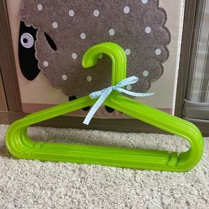 Children’s coat hangers